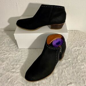Lucky Brand Benna Black Leather Ankle Boots Women’s Size 8M Studs